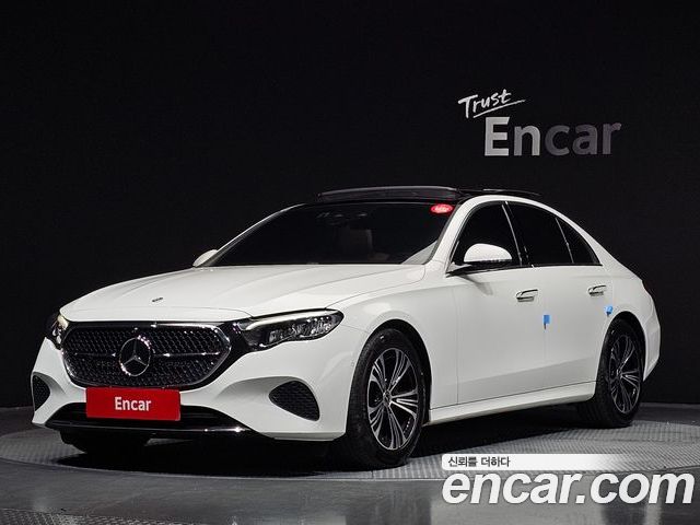 Mercedes-Benz E-Class 2024