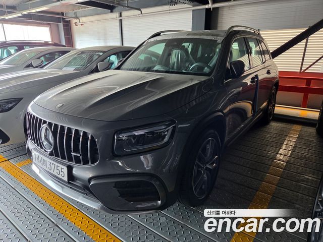 Mercedes-Benz GLB 2025