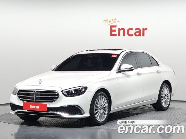 Mercedes-Benz E-Class 2023