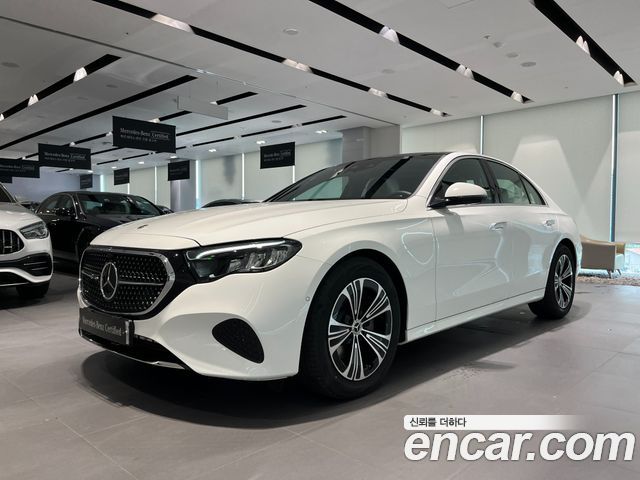 Mercedes-Benz E-Class 2026