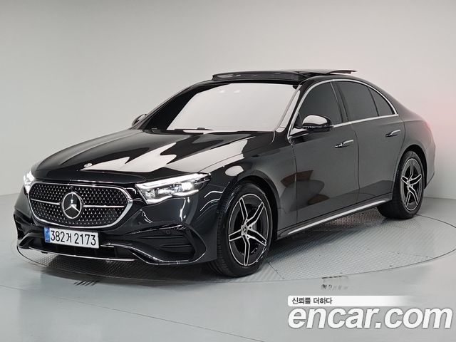 Mercedes-Benz E-Class 2025