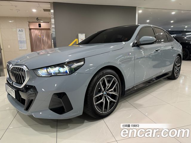 BMW 5 Series 2024