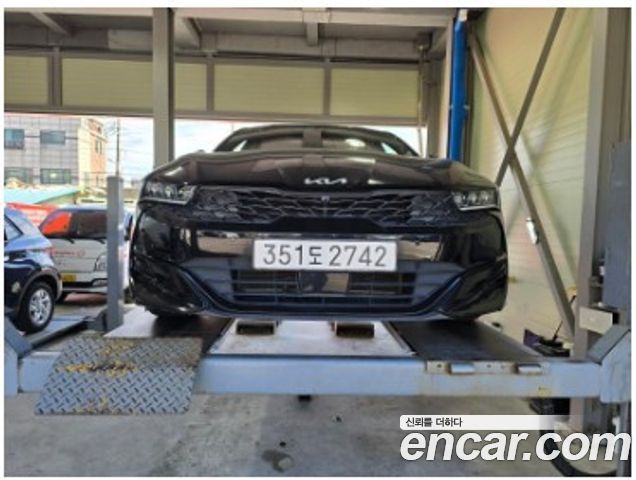 Kia K5 2023