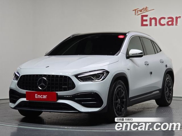 Mercedes-Benz GLA 2023