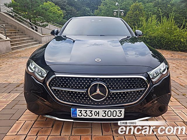 Mercedes-Benz E-Class 2025