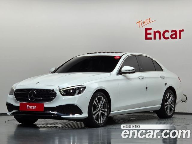 Mercedes-Benz E-Class 2022