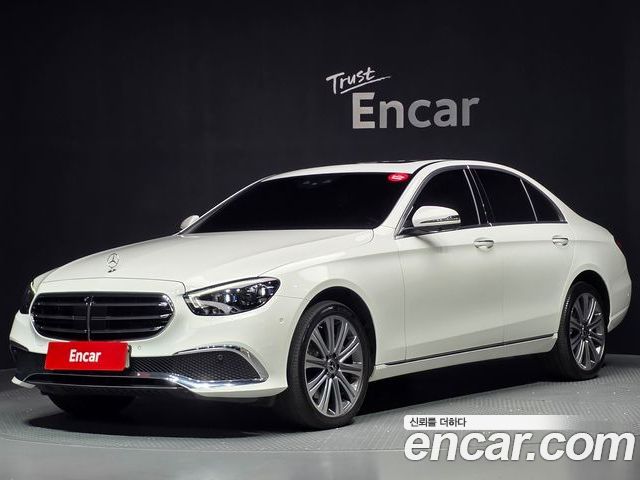 Mercedes-Benz E-Class 2023