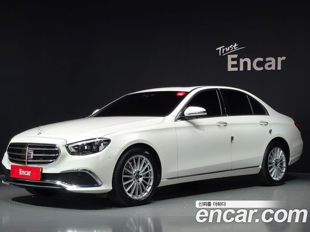 Mercedes-Benz E-Class 2023