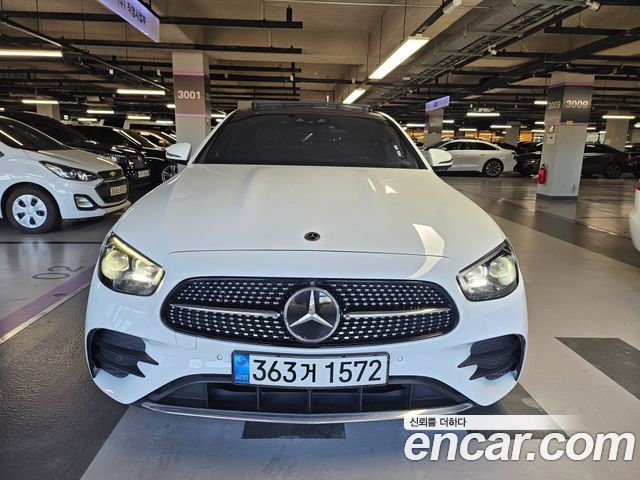 Mercedes-Benz E-Class 2022