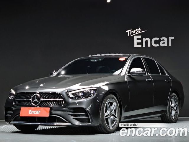 Mercedes-Benz E-Class 2023