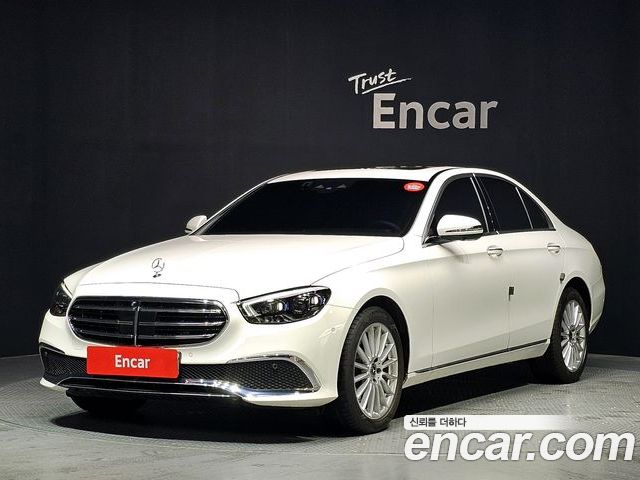 Mercedes-Benz E-Class 2023