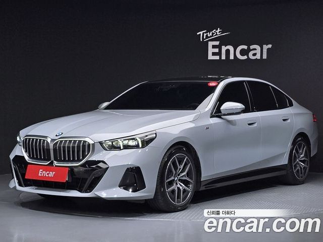 BMW 5 Series 2024