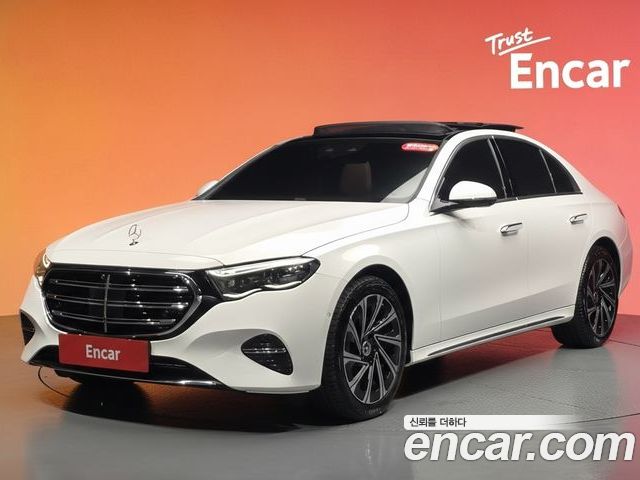 Mercedes-Benz E-Class 2024