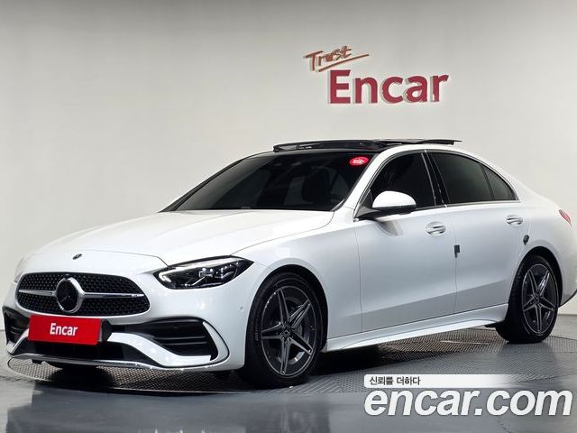Mercedes-Benz C-Class 2024