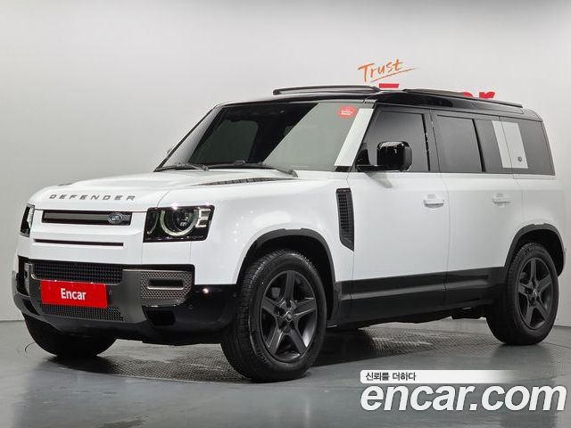 Land Rover Defender 2024