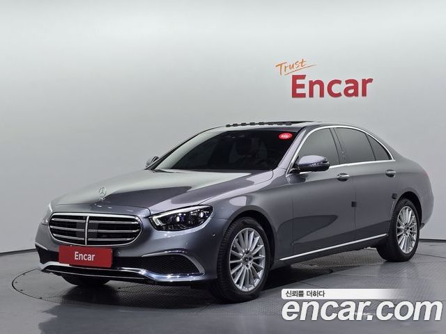 Mercedes-Benz E-Class 2023