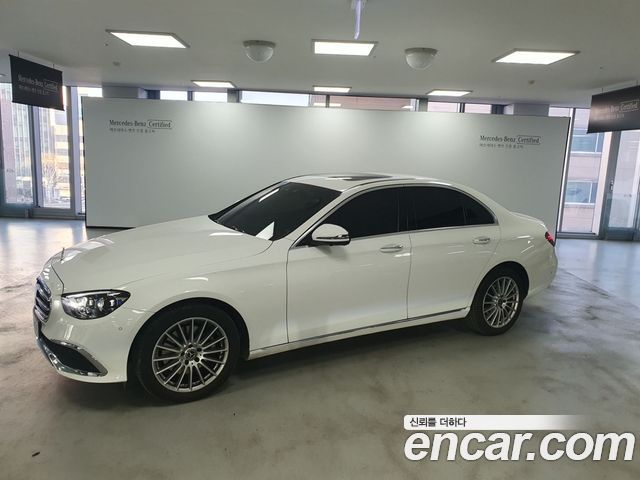 Mercedes-Benz E-Class 2023