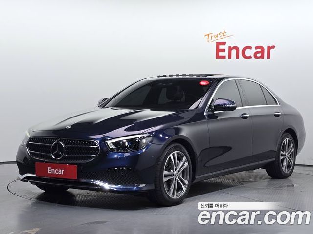 Mercedes-Benz E-Class 2022