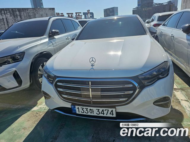 Mercedes-Benz E-Class 2024
