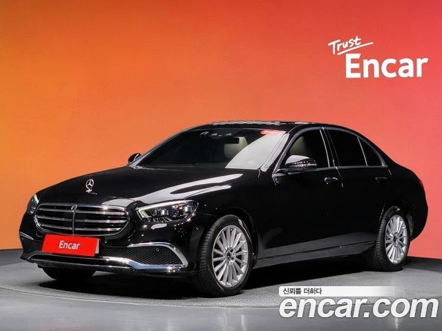 Mercedes-Benz E-Class 2023