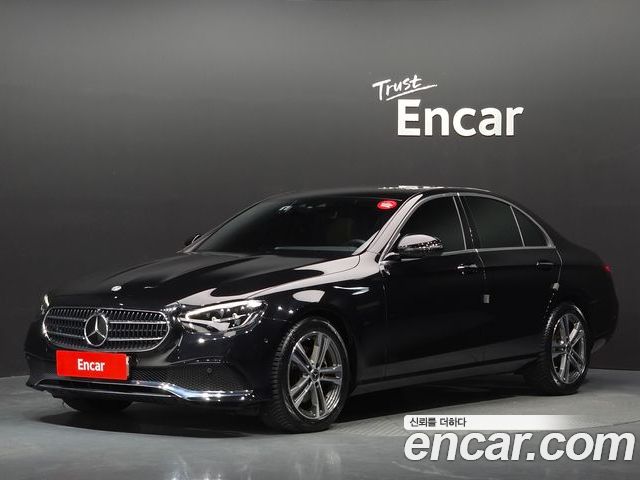 Mercedes-Benz E-Class 2023