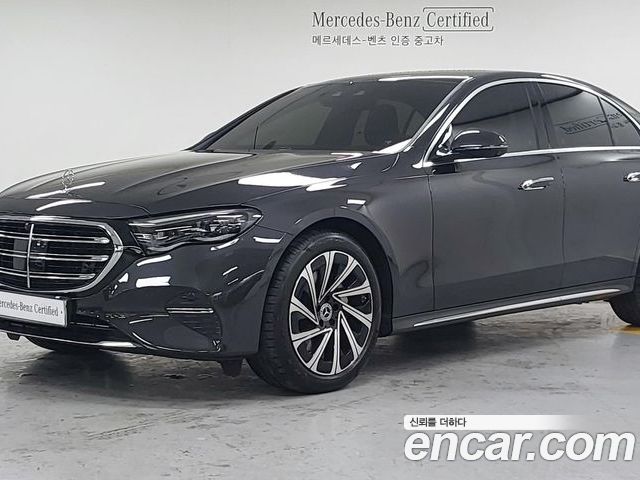 Mercedes-Benz E-Class 2025