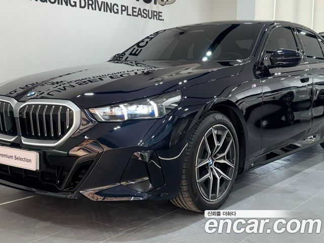 BMW 5 Series 2024