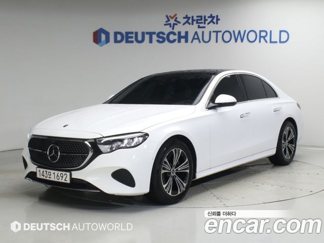 Mercedes-Benz E-Class 2024