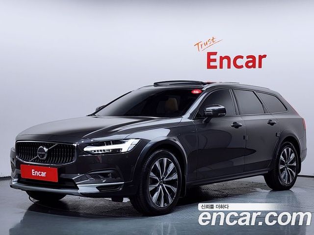 Volvo V90 2023