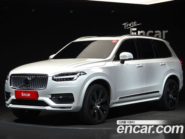 Volvo XC90 2025