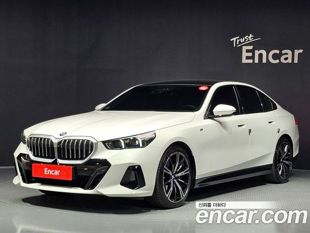 BMW 5 Series 2025