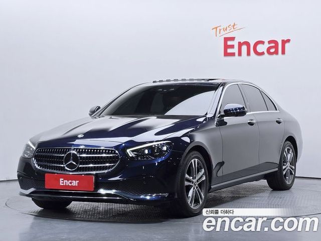 Mercedes-Benz E-Class 2022