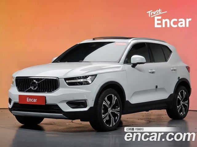 Volvo XC40 2022