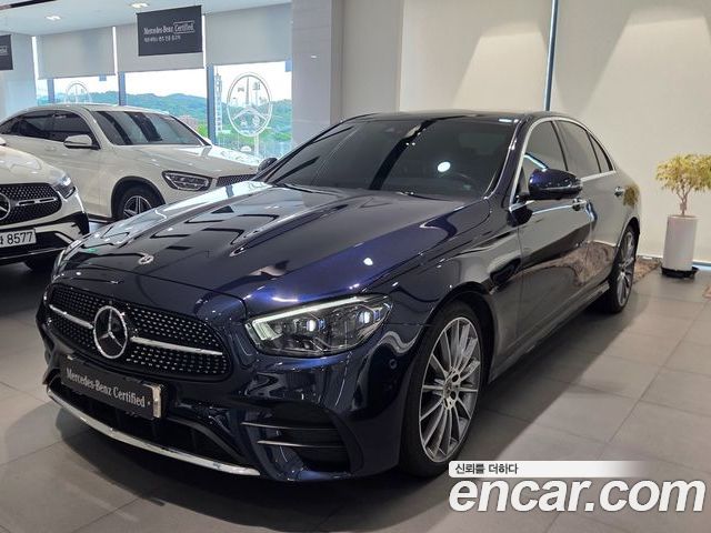 Mercedes-Benz E-Class 2022