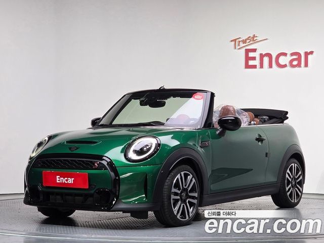 MINI Cooper Convertible 2024