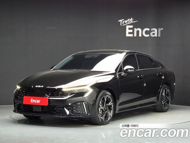 Kia K5 2025