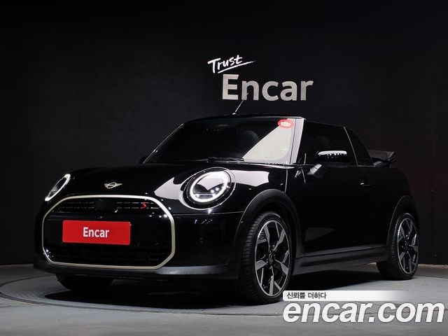 MINI Cooper Convertible 2026