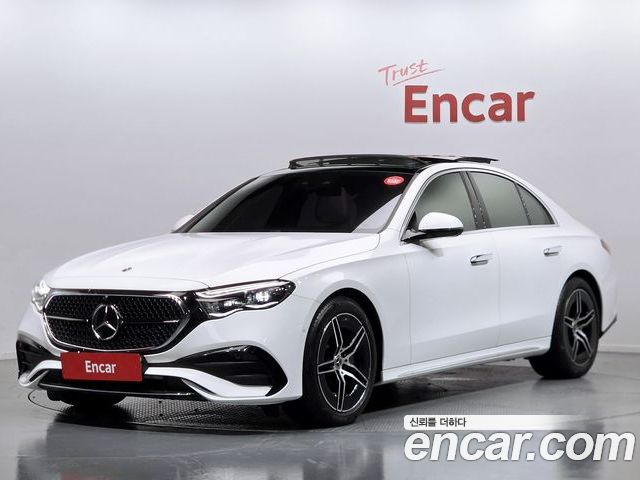 Mercedes-Benz E-Class 2024