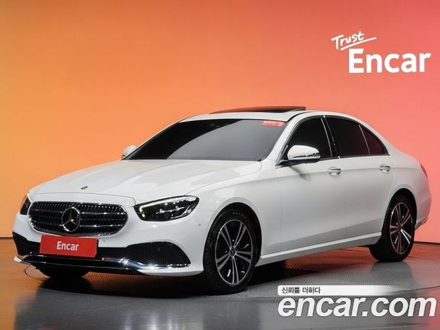 Mercedes-Benz E-Class 2022