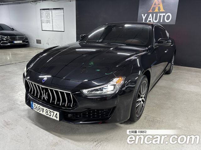 Maserati Ghibli 2021