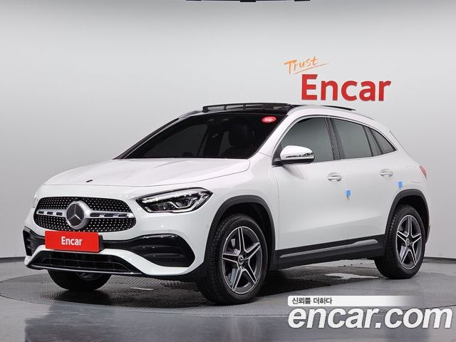 Mercedes-Benz GLA 2023