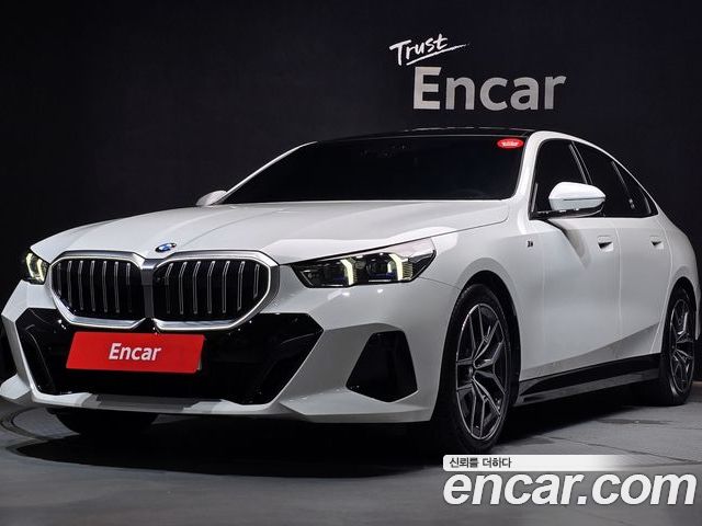 BMW 5 Series 2025
