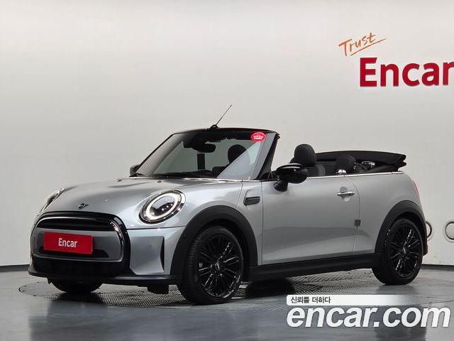 MINI Cooper Convertible 2024