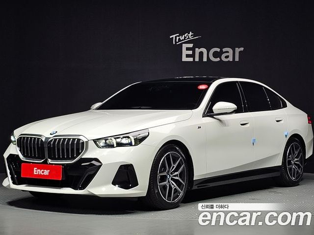 BMW 5 Series 2025
