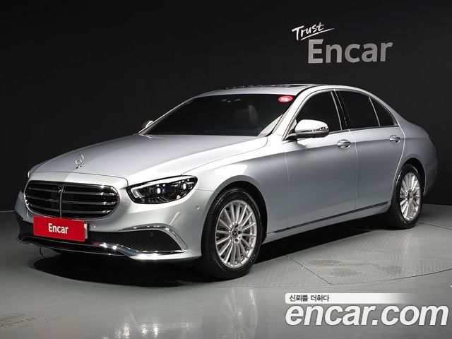 Mercedes-Benz E-Class 2022