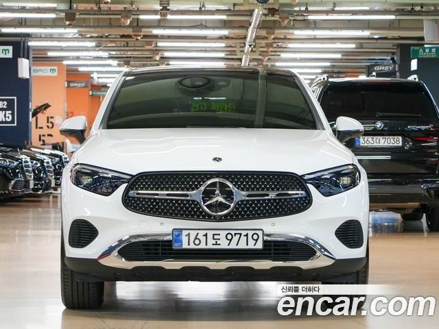 Mercedes-Benz GLC 2025