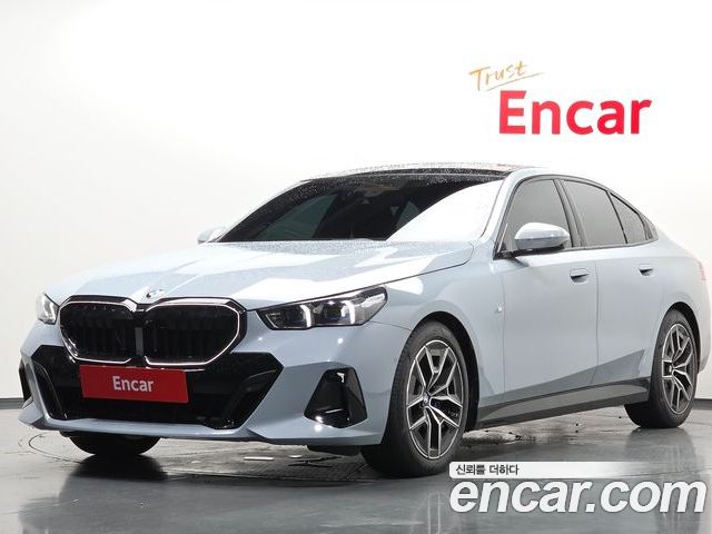 BMW 5 Series 2025