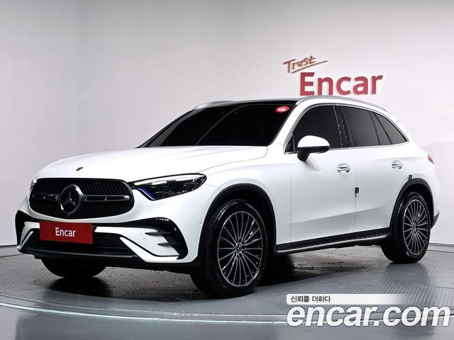 Mercedes-Benz GLC 2023