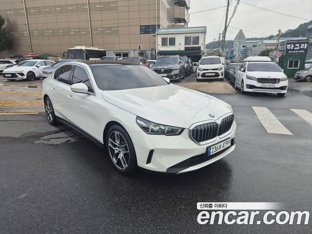 BMW 5 Series 2024