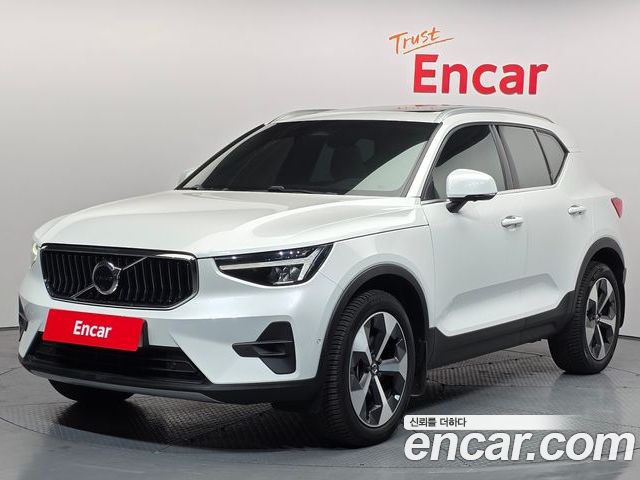 Volvo XC40 2023